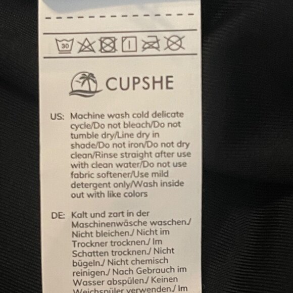 Cupshe Women’s Swimsuit S Black One Piece Halter V-Neck Ruched Tummy Control - Picture 8 of 9